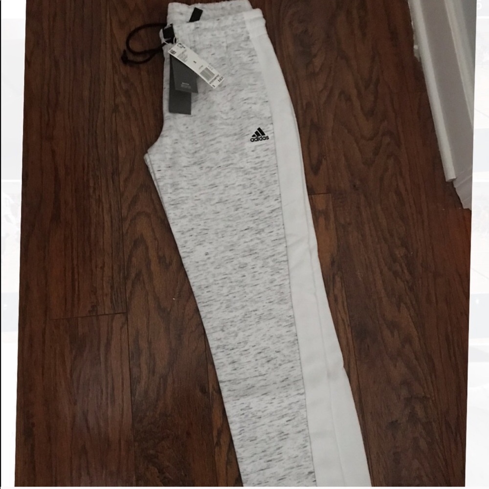 BRAND NEW: adidas sweatpants
